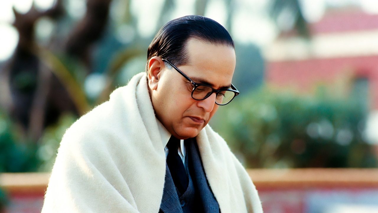 рдбреЙ. рдмрд╛рдмрд╛ рд╕рд╛рд╣реЗрдм рднреАрдорд░рд╛рд╡ рдЕрдВрдмреЗрдбрдХрд░: рдЕрдкрдорд╛рди рд╕реЗ рдЖрддреНрдорд╕рдореНрдорд╛рди рддрдХ, рд╕рдВрдШрд░реНрд╖ рд╕реЗ рд╕рдВрд╡рд┐рдзрд╛рди рддрдХ